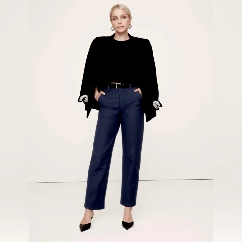 NWT! Navy Blue Banana Republic Slim Flat Front Chino - Size 6